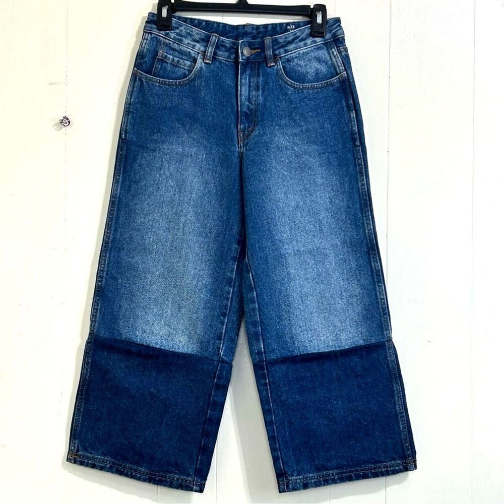 Robert Rodriguez Jeans Size 24 Denim Two Tone Blue Gaucho Cropped Jeans Size 24.